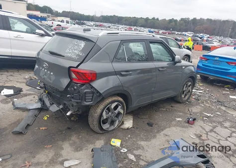 2025 Hyundai Venue Sel z USA, uszkodzony, nr VIN KMHRC8A37SU370665